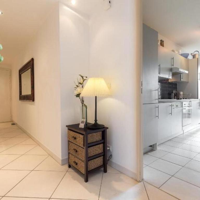 Cannes centre 2mins from beach stunning 3-Bed Apt - Apartamento - 3
