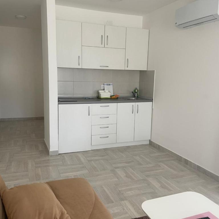 Luna Apartments - Studio sa Terasom - 5
