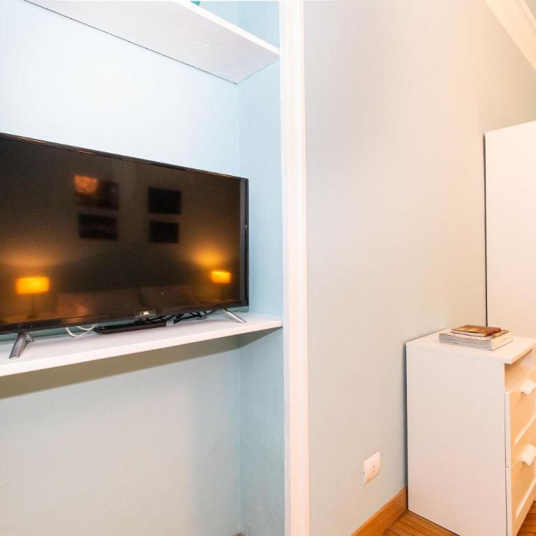 GuestHost - Chic & Style Crocetta Flat - Two-Bedroom Apartment - 18
