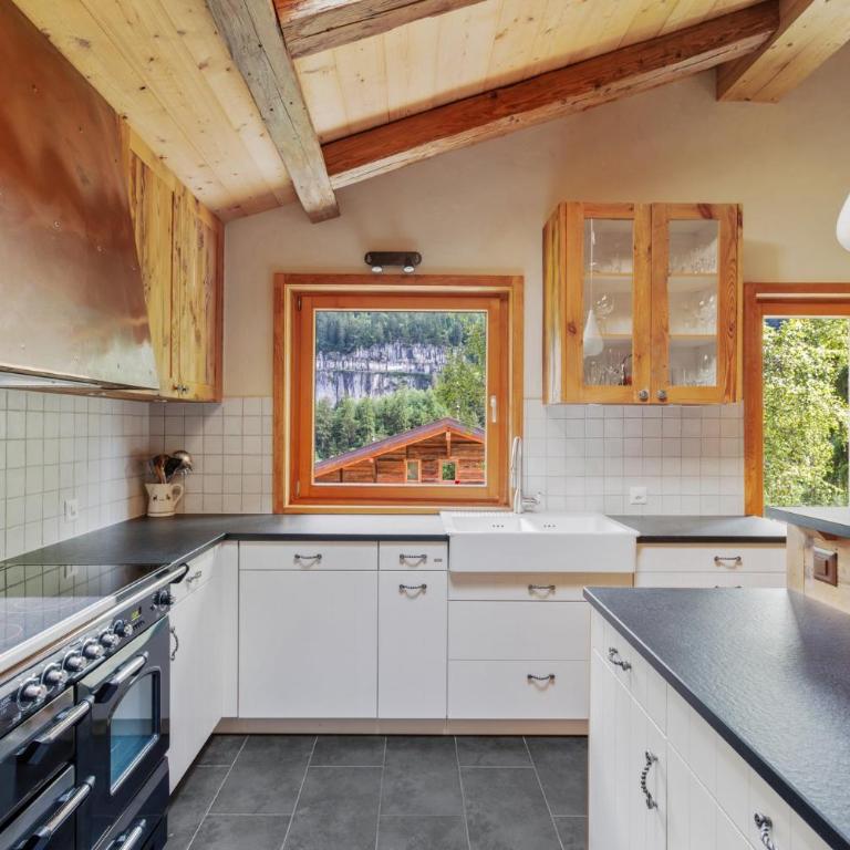 Chalet Nirvana by Mrs Miggins - Chalet - 16