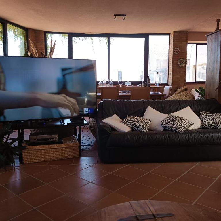 Villa Grande - Standard King Room - 12