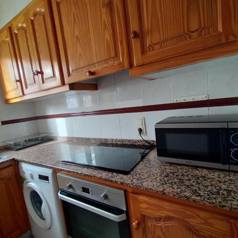 apartamento con aire acondicionado de tres dormitorios en el centro y junto a la playa - Apartamento de 3 dormitorios - 13