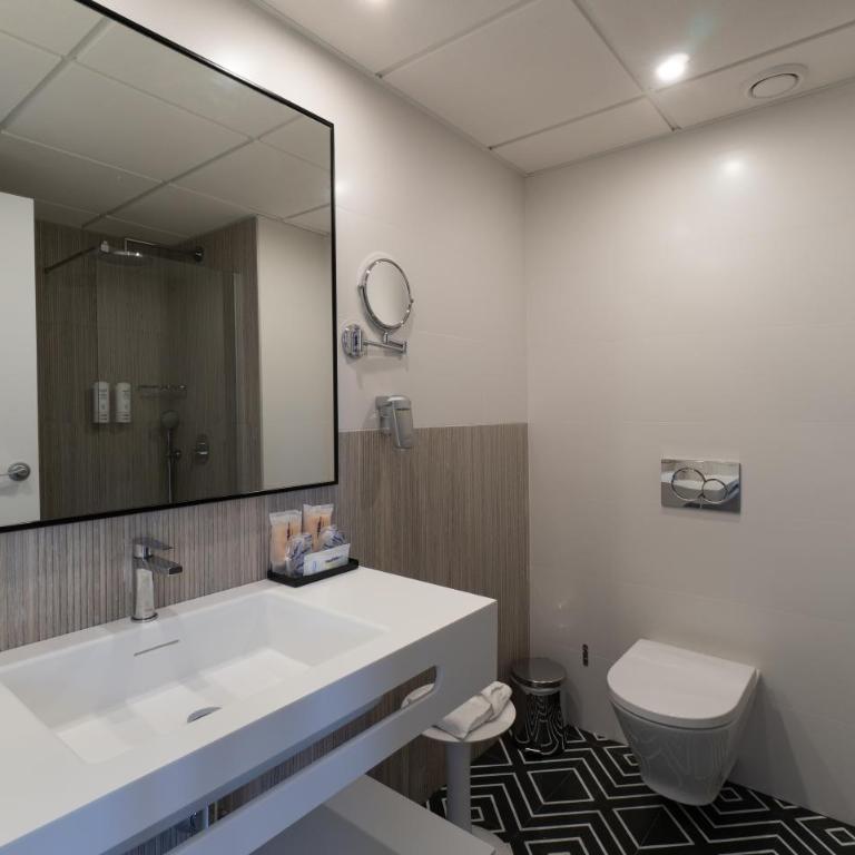 Medplaya Hotel Regente - Suite Junior (2 adultos + 2 niños) - 2