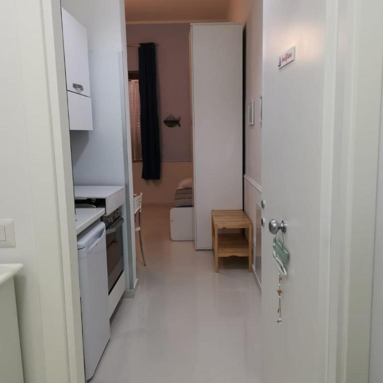 Al porticciolo - Camera Tripla con Bagno Privato - 10