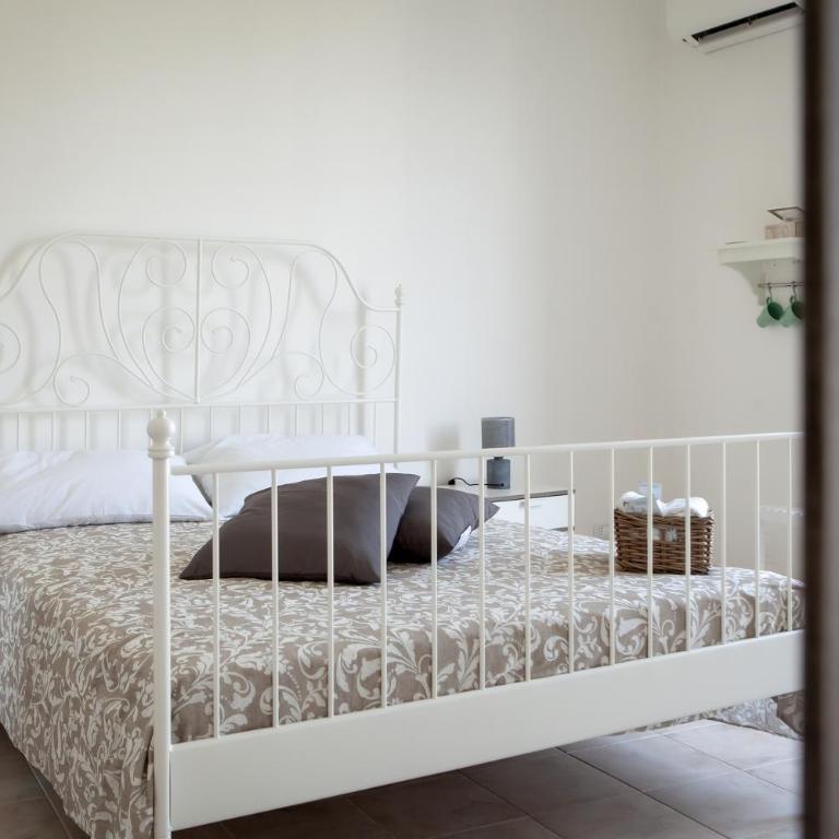 Pindemonte Suites - Camera Matrimoniale con Bagno Privato - 41