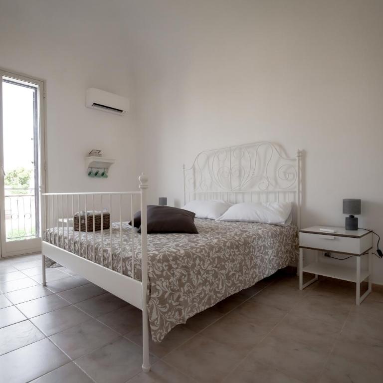 Pindemonte Suites - Camera Matrimoniale con Bagno Privato Esterno - 44