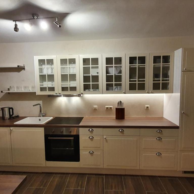 Absolute Active Mountain Resort - Penthouse-Apartment mit 3 Schlafzimmern mit Balkon und Bergblick - 13