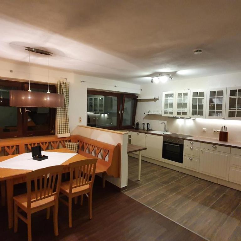 Absolute Active Mountain Resort - Penthouse-Apartment mit 3 Schlafzimmern mit Balkon und Bergblick - 15