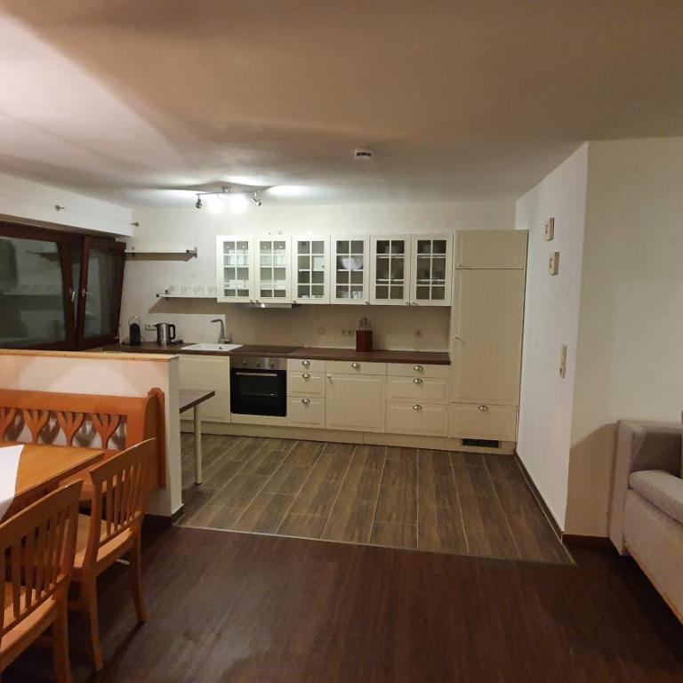 Absolute Active Mountain Resort - Penthouse-Apartment mit 3 Schlafzimmern mit Balkon und Bergblick - 16