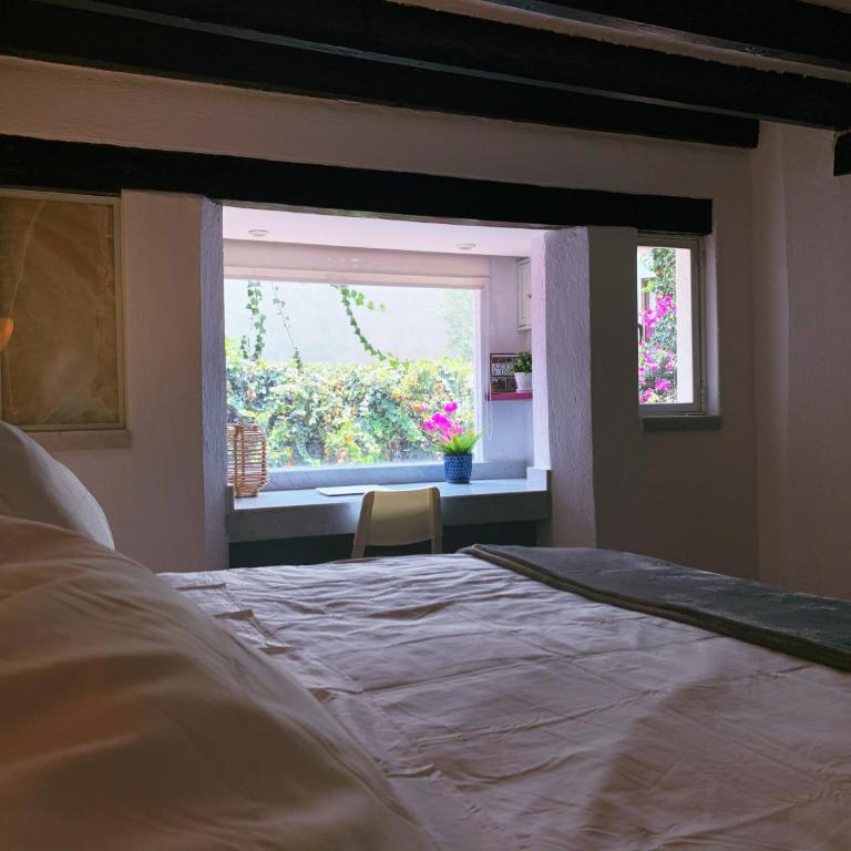 Casa San Angel Inn Boutique charming house - Two-Bedroom House - 4