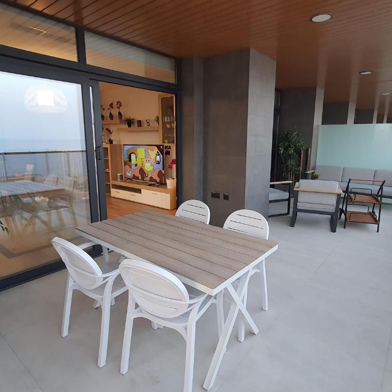 Sunset Waves Benidorm by KalmaRent - Apartamento de 3 dormitorios - 21