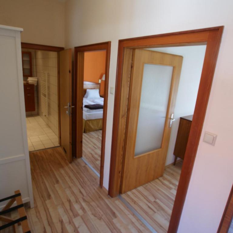 Landhotel Groggerhof - Comfort Dreibettzimmer - 2