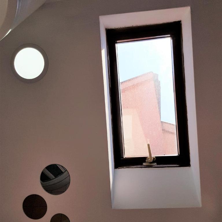 Sun's Ray Apartment - One-Bedroom Apartment - 12