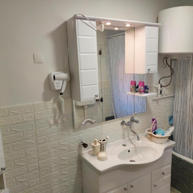 Lovely, neat and quite apartment Dalia, private parking - Apartman sa Terasom - 30