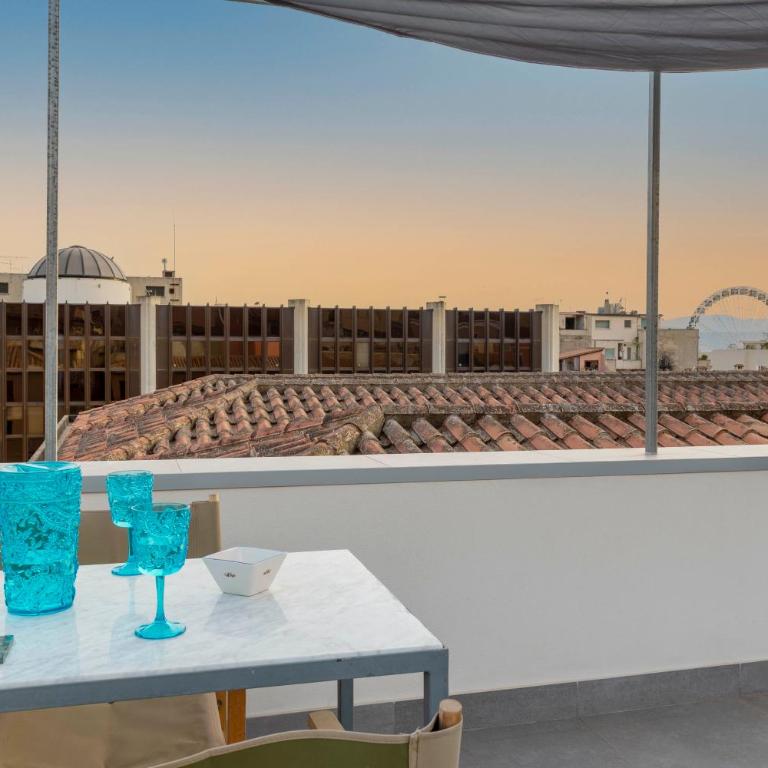 DOMO suite - Cagliari CENTRO STORICO IUN Q4072 - Camera Matrimoniale con Terrazza - 6