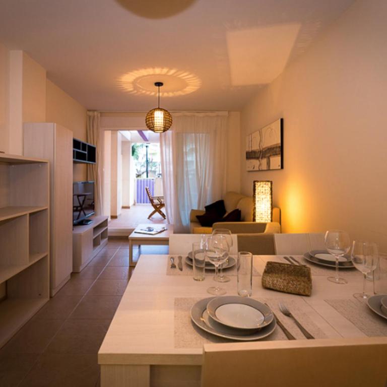 Playa Liudmila - Apartamento de 2 dormitorios con terraza - 9