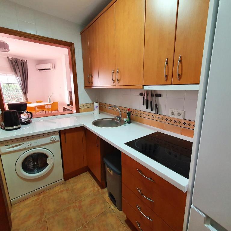 Apartment Armenka Duquesa - Two-Bedroom Apartment - 7