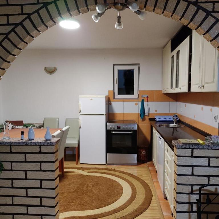 Apartman Rakovica - Apartman sa 3 Spavaće Sobe - 17