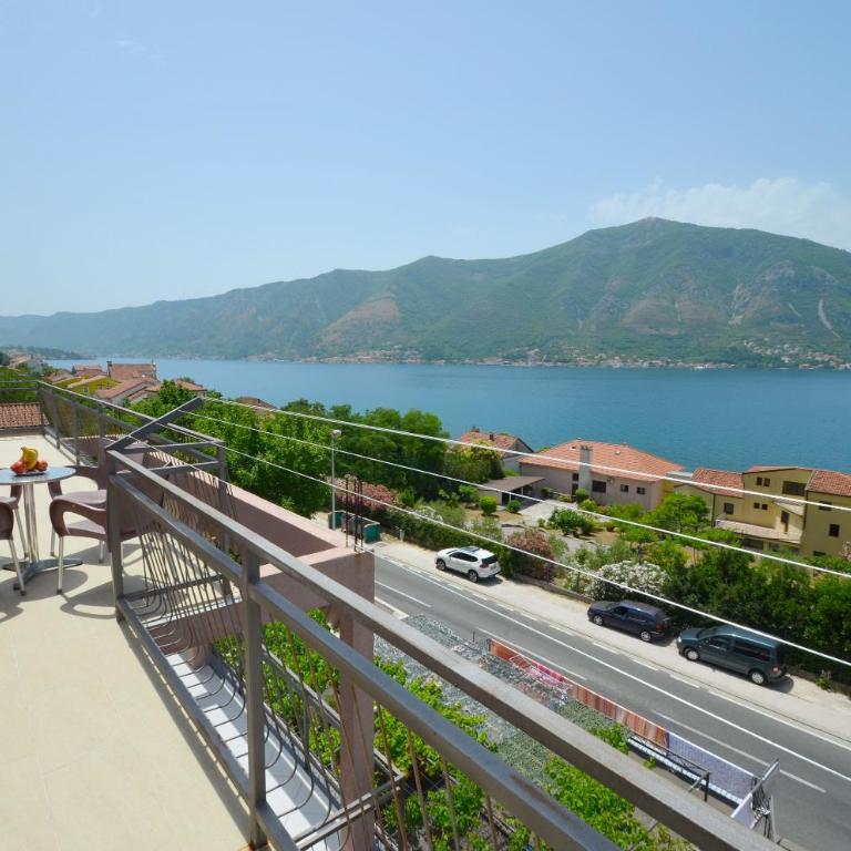 Apartments Kaludjerovic - Deluks Porodični Apartman Tipa "Suite" - 18