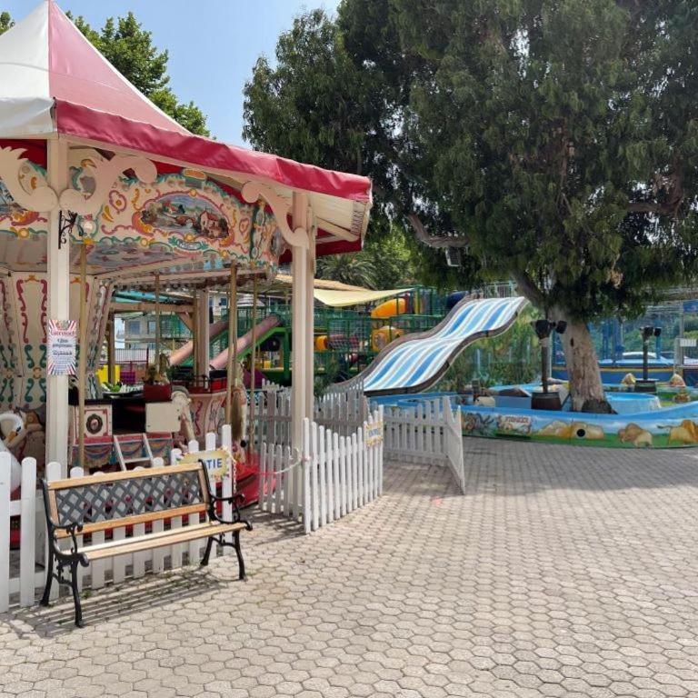 Location saisonnière Menton 220 M des plages - Apartamento con terraza - 29