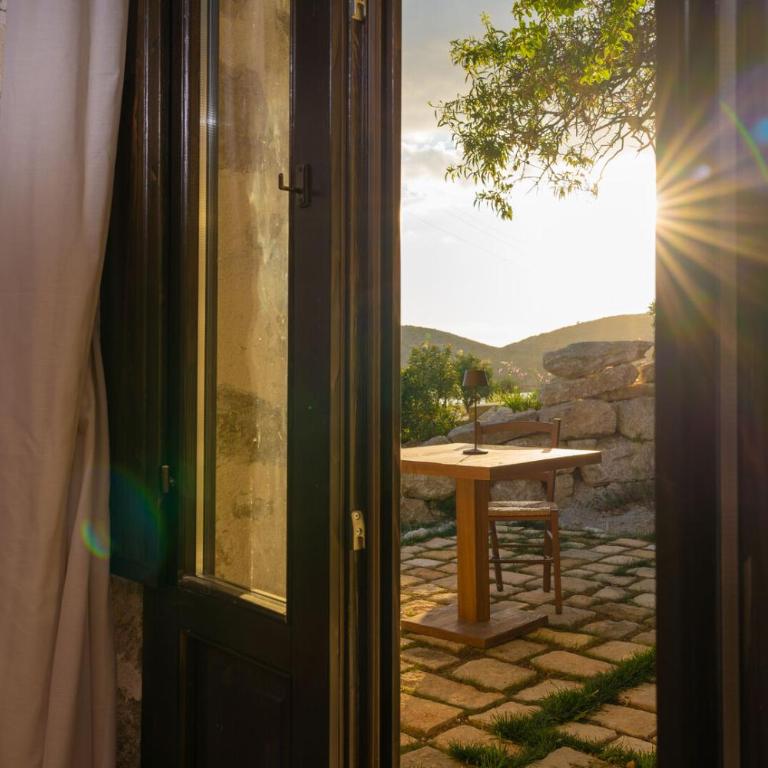 Borgo delle Pietre - Camera Matrimoniale Deluxe (2 Adulti + 1 Bambino) - 4