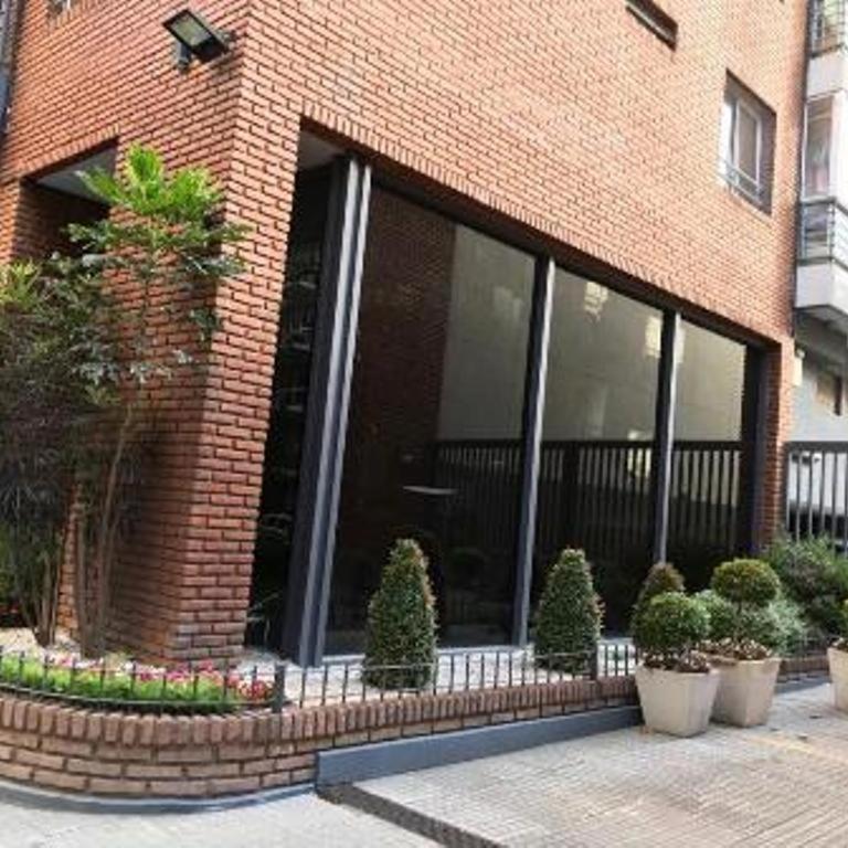 Alquiler por dia Palermo juncal 4540 a pasos de la rural y embajadas 1 2 3 4 5 personas cocheras balcon wifi Se solicita SEÑA y número de contacto - One-Bedroom Apartment - 50