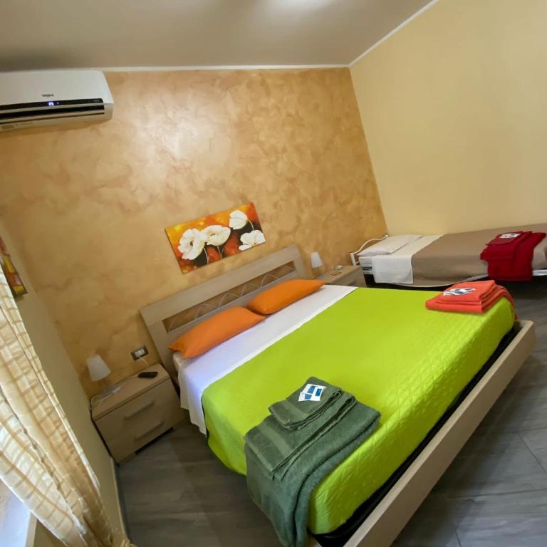 B&B Cavirani - Camera Tripla - 2