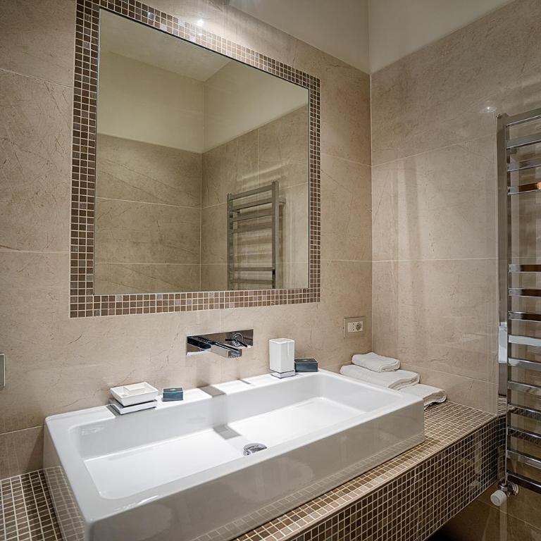 Alta Luxury Apartments - Frezza Apartment - Two-Bedroom Apartment - 13