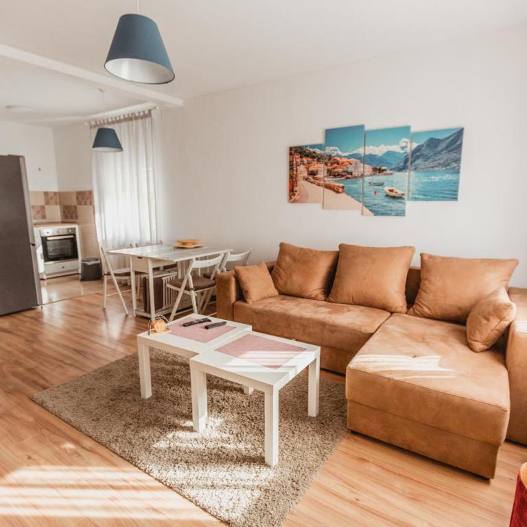 Apartment Sunny Terrace - Two-Bedroom Apartment - 2