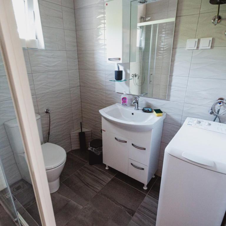 Apartment Sunny Terrace - Two-Bedroom Apartment - 9