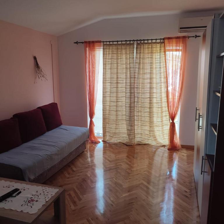 Smeštaj Ćirković - Apartman sa 1 Spavaćom Sobom - 1