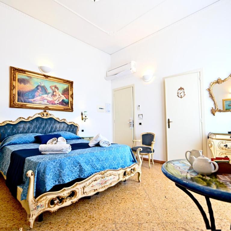 Residenza Sole Amalfi - Camera Matrimoniale/Doppia con Letti Singoli con Vista Città - 8