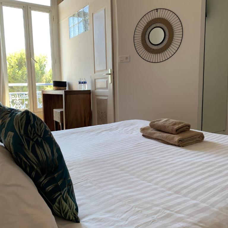 Hotel Alexandra - Boutique Hotel - Chambre Quadruple Standard (2 Adultes + 2 Enfants) - 1