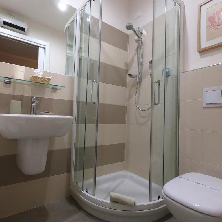 Hotel Olympic - Comfort Double or Twin Room - 5