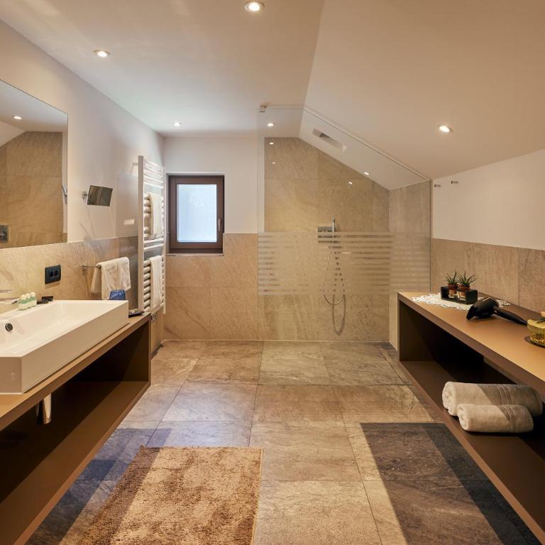 Mountain B&B - La Scalira - Superior Dreibettzimmer - 2