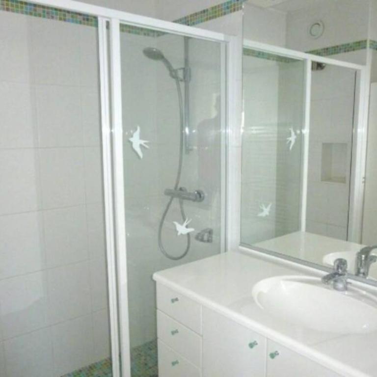 F2 Climatisé Piscine Proche Plage - Apartment mit 1 Schlafzimmer - 9