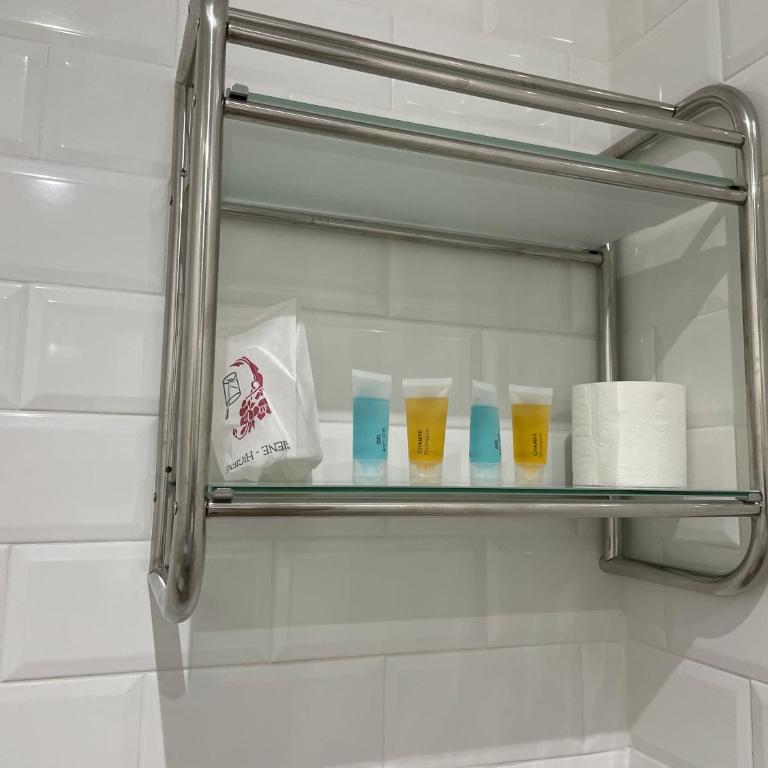 Alojamiento Saturno 1 - Habitación Doble con baño privado - 1
