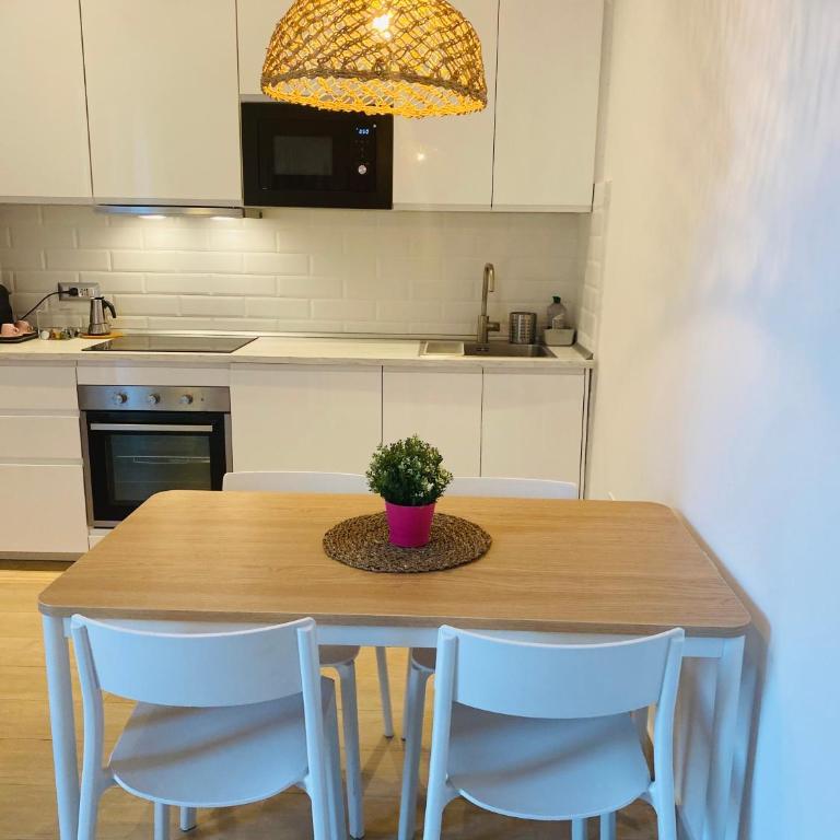 Modern City Apartment - Appartamento con 2 Camere da Letto - 6