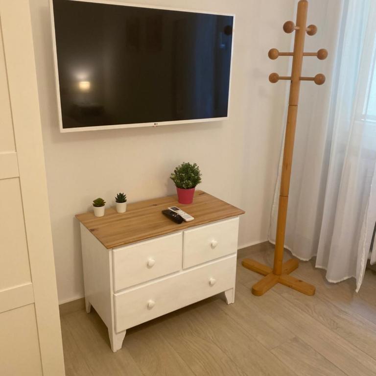 Modern City Apartment - Appartamento con 2 Camere da Letto - 34