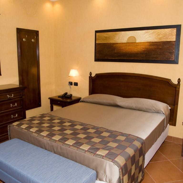 Artemis Hotel - Camera Matrimoniale Classic - 1