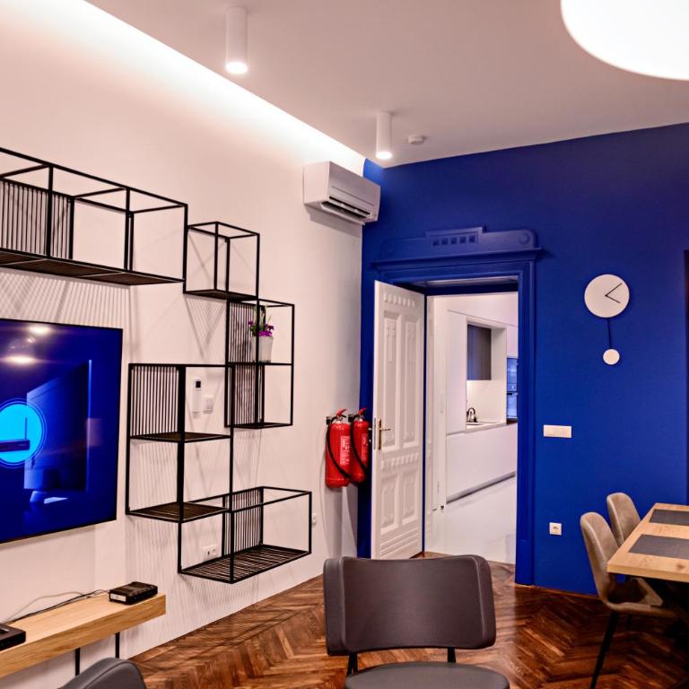 Modern & Comfortable Apartment in the City Center - One-Bedroom Apartment - 26