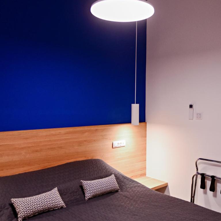 Modern & Comfortable Apartment in the City Center - One-Bedroom Apartment - 32