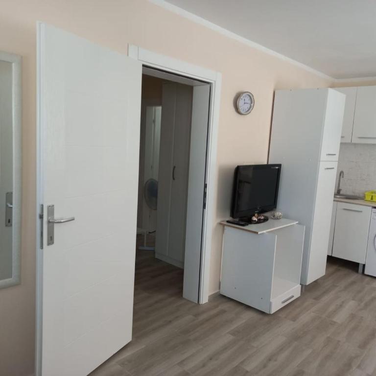 DUBRAVA 115 - One-Bedroom Apartment - 13
