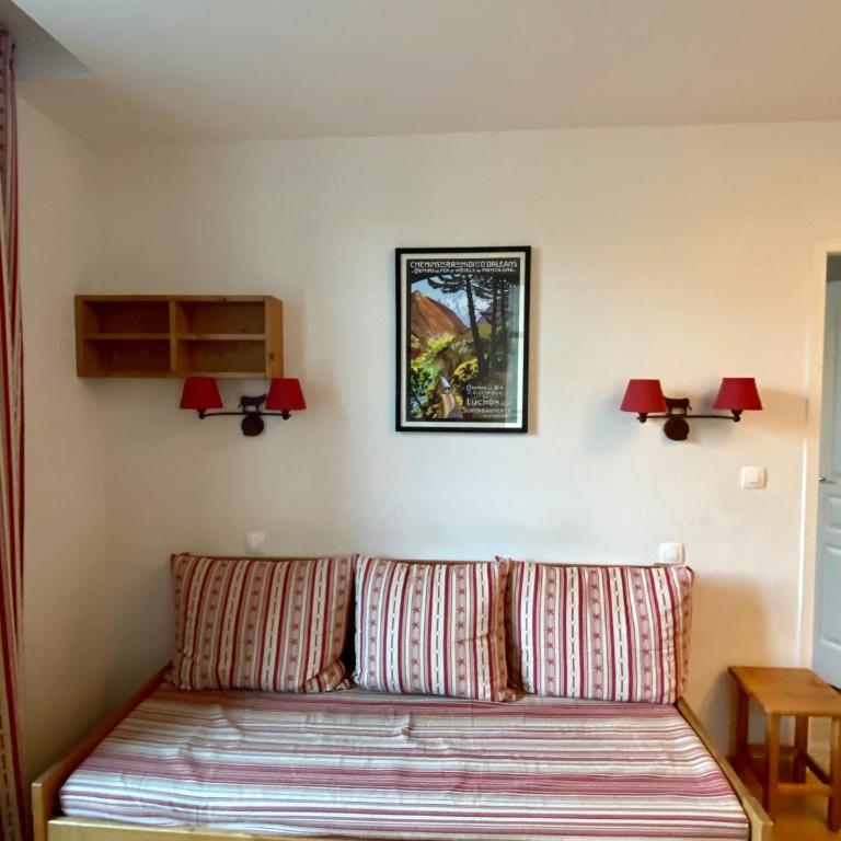 Les Oursons, Résidence Val de Jade, Beau T3 meublé, plein centre, Wifi, Ascenseur - Appartamento - 3