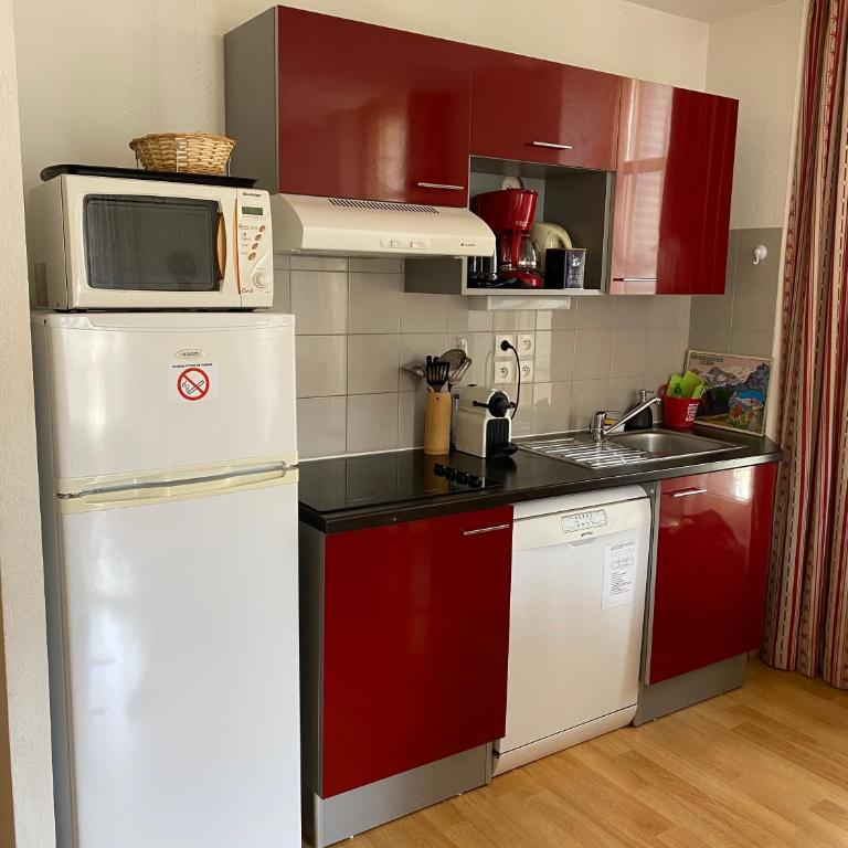 Les Oursons, Résidence Val de Jade, Beau T3 meublé, plein centre, Wifi, Ascenseur - Appartamento - 8