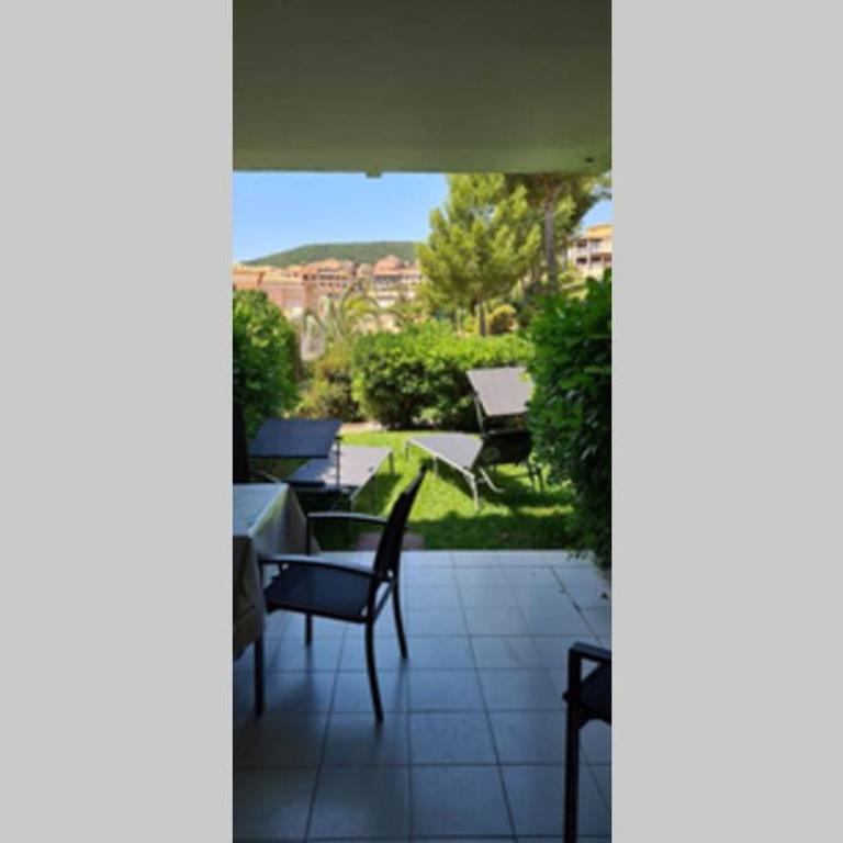 Appartement 2 pièces climatisé en rez-de-jardin Cap Esterel Agay - Appartement 1 Chambre - 4