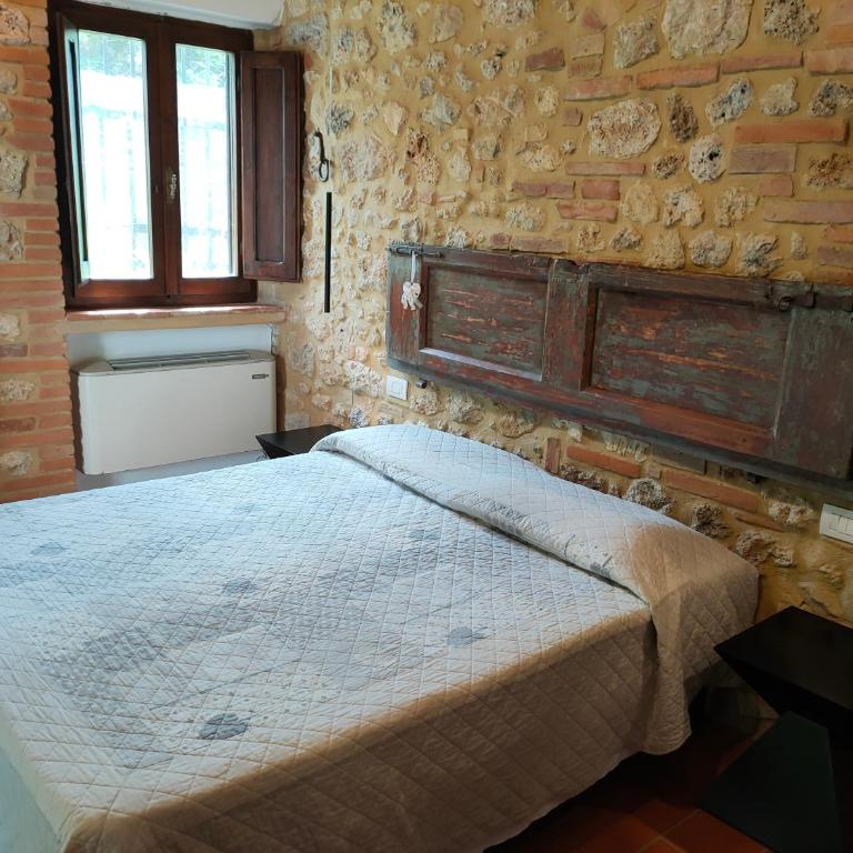 Agriturismo Casanova di Pescille - Camera Matrimoniale Deluxe - 3
