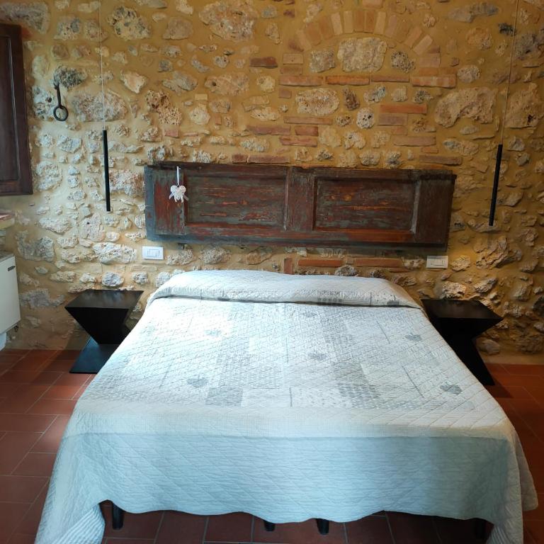 Agriturismo Casanova di Pescille - Camera Matrimoniale Deluxe - 4