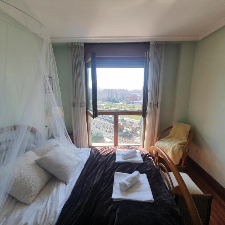 Acacias - Piso amplio en Playa de Poniente para 6 personas con garaje - VUT-2654-AS - Apartamento de 3 dormitorios - 1