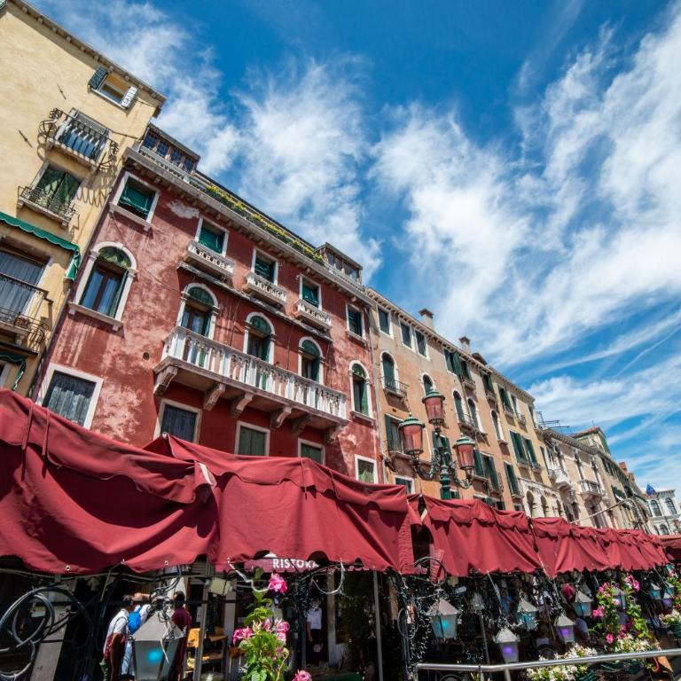 Royal Rialto Apartment - Grand Canal View - Apartment with Terrace - 29